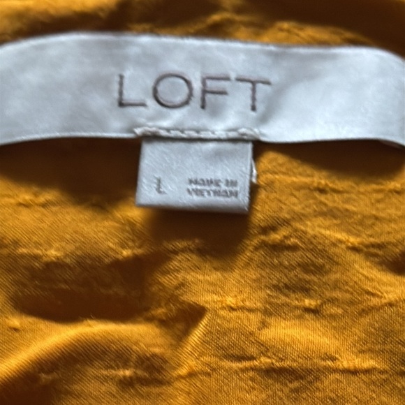 LOFT Mustard Yellow keyhole long sleeves top blouse Sz L - Picture 4 of 6